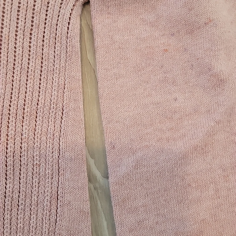 V Neck sweater - Picture 3 of 5